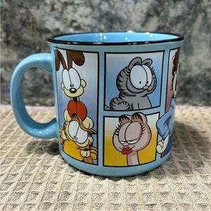 NWT Garfield 20 oz Ceramic Mug Odie Arlene Comic Panel Cup